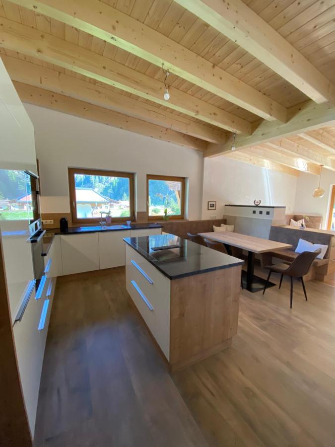 Gaestehaus Waltraud แลงเงนเฟลด์ ภายนอก รูปภาพ