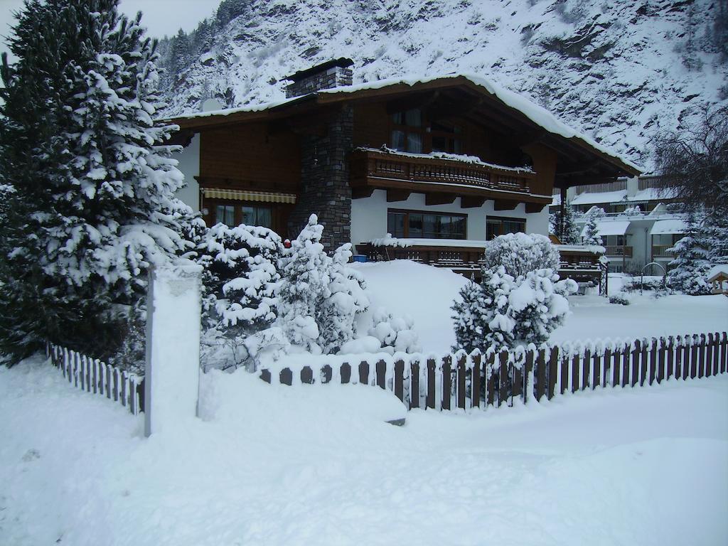 Gaestehaus Waltraud แลงเงนเฟลด์ ภายนอก รูปภาพ